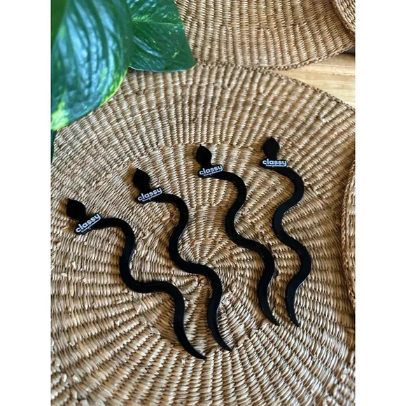 Classy NEW snake drink Stirers - Picture 1 of 5